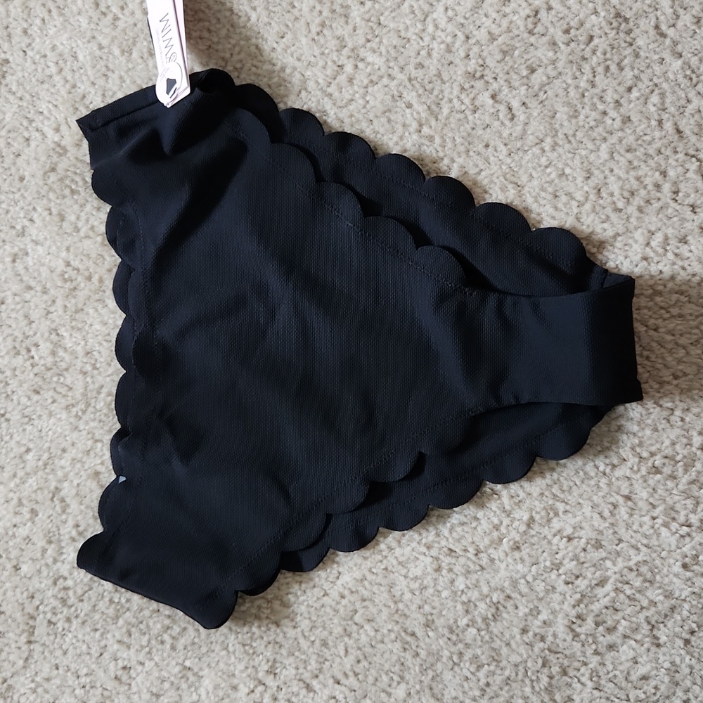 Scallop High-Waist Cheeky Bikini Bottom